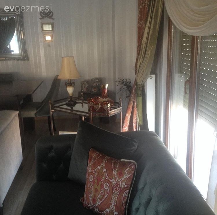 Gri, Salon, Kırlent