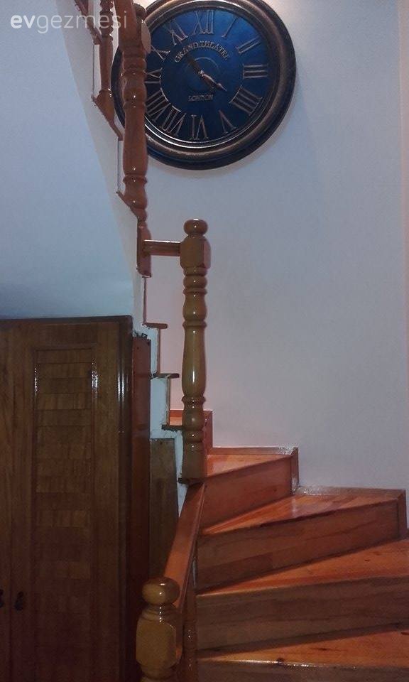 Esra hanımın el emeğiyle yenilediği, renkli ve cıvıl cıvıl evi..