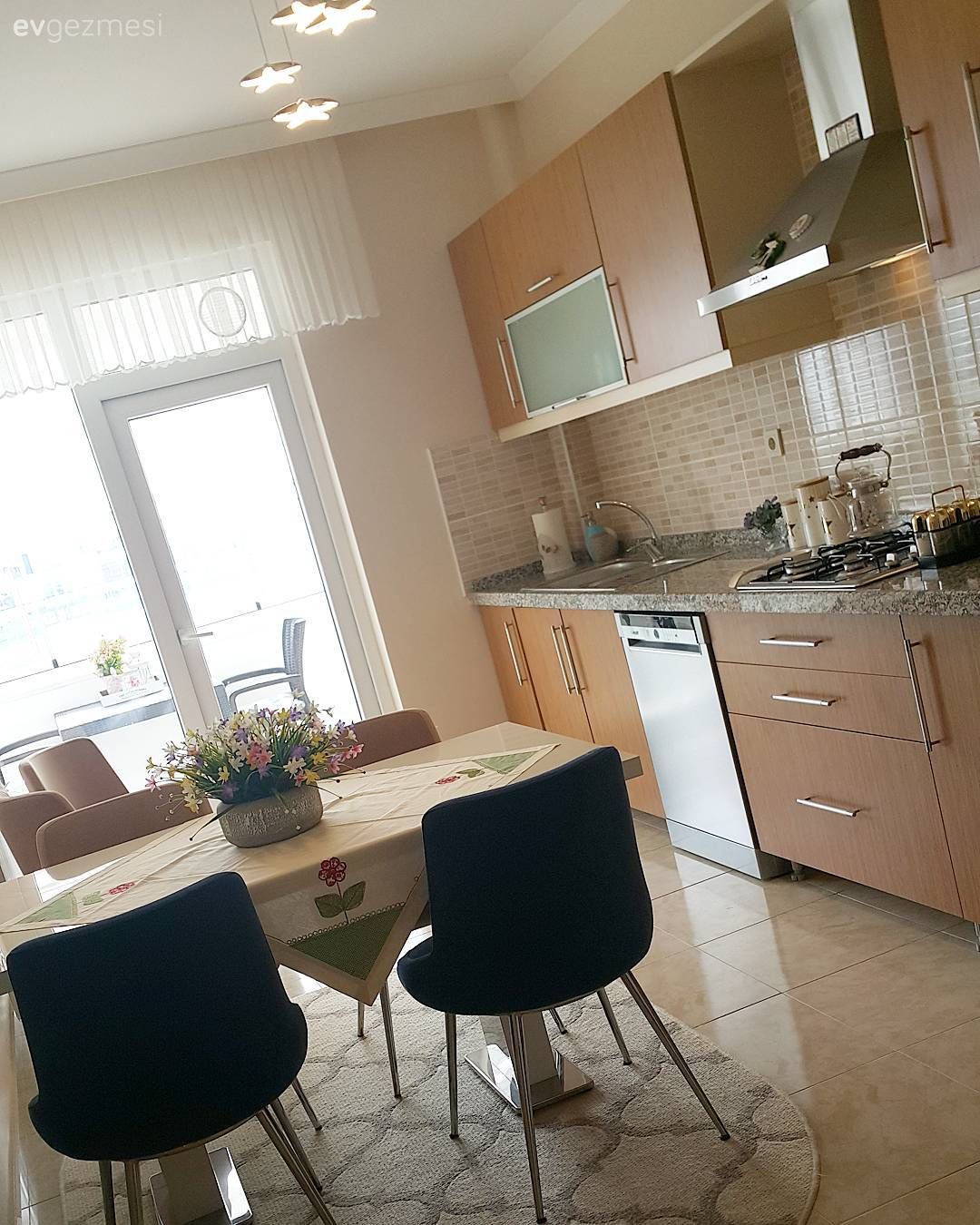 Mutfak, Mutfak masası