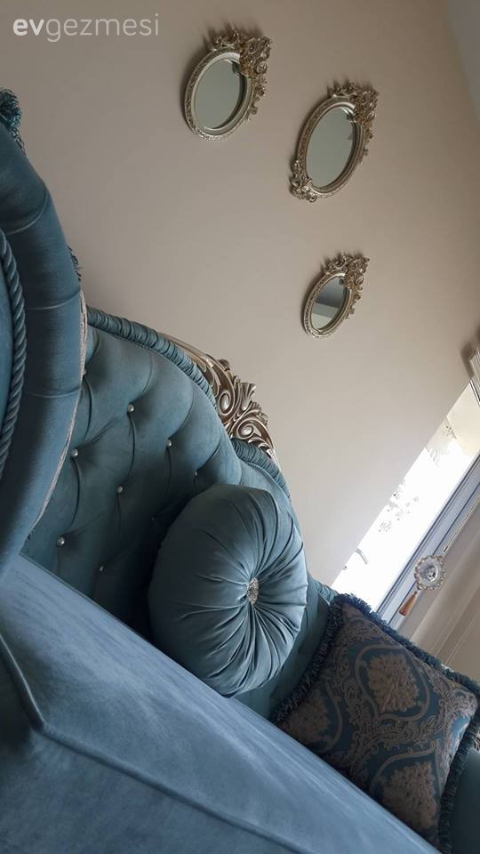 Ecenur hanımın klasik stilde, şık ve keyifli evi..