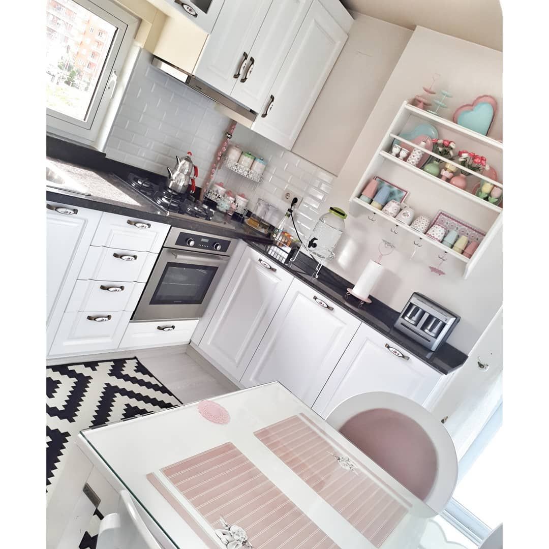 Mutfak, Beyaz mutfak, Mutfak tadilat, Pembe, Mutfak masası, Terek