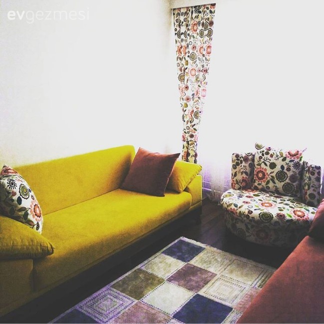 Halı, Oturma Odası, Perde, Sarı