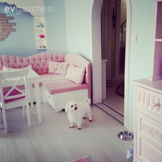 Pembe, Mutfak köşesi, Mavi, Mutfak