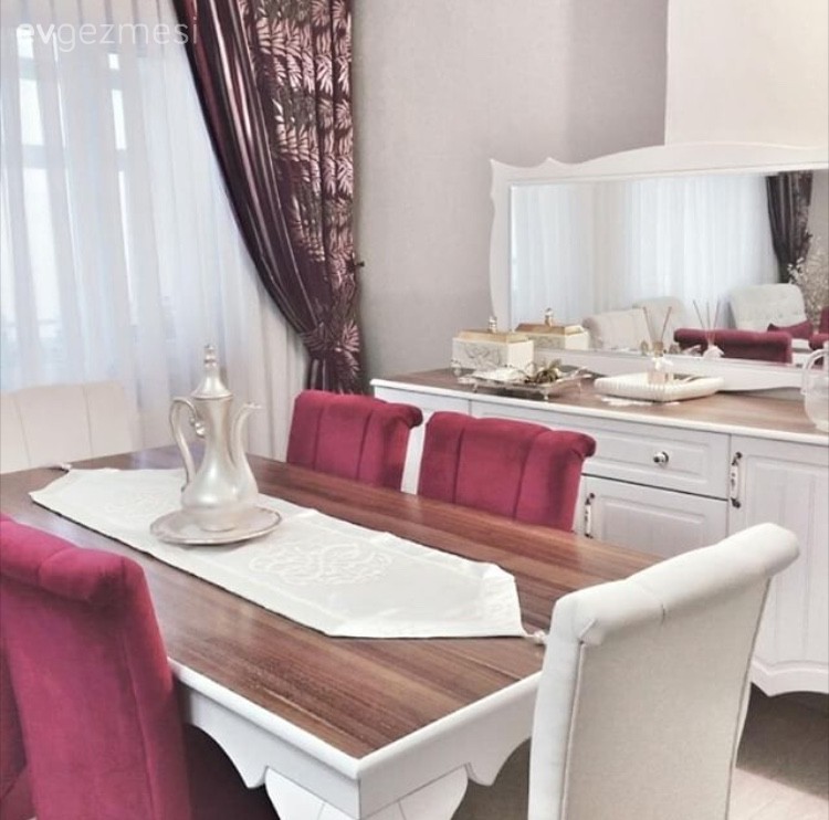 Country, Pembe, Yemek Odası