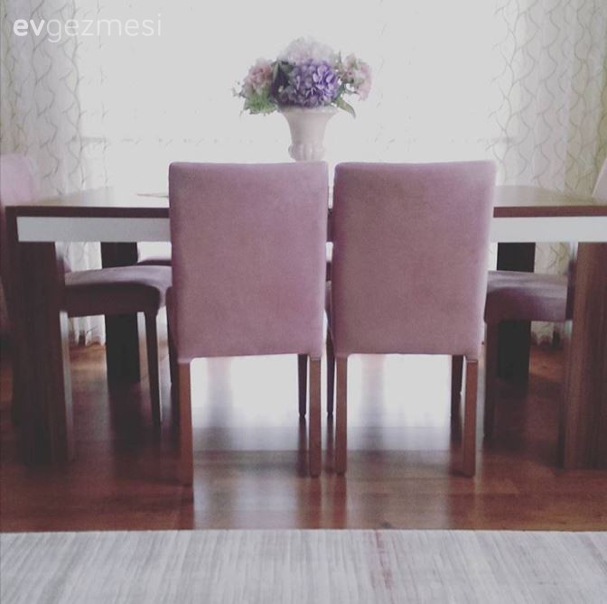 Mor, Yemek Odası