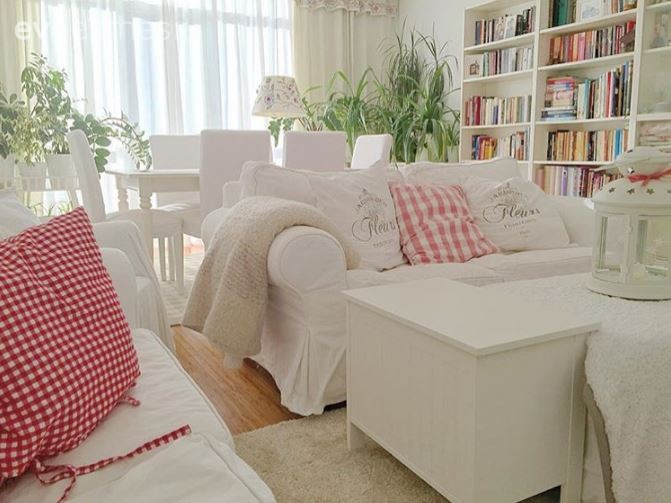 Ikea, Kırmızı, Salon