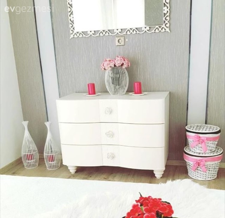 Keyifli detaylarla dolu naturel ve romantik bir ev.. Ev Keyifli detaylarla dolu naturel ve romantik bir ev.. Ev