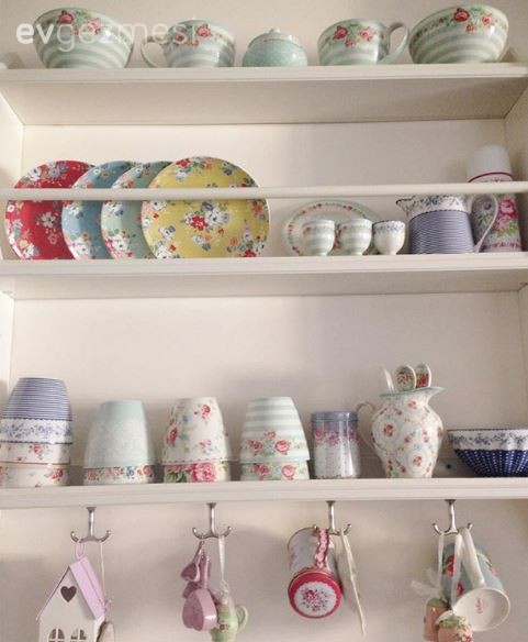 Esra hanımın nostaljik esintilerle kimlik kazanan iç açıcı evi..