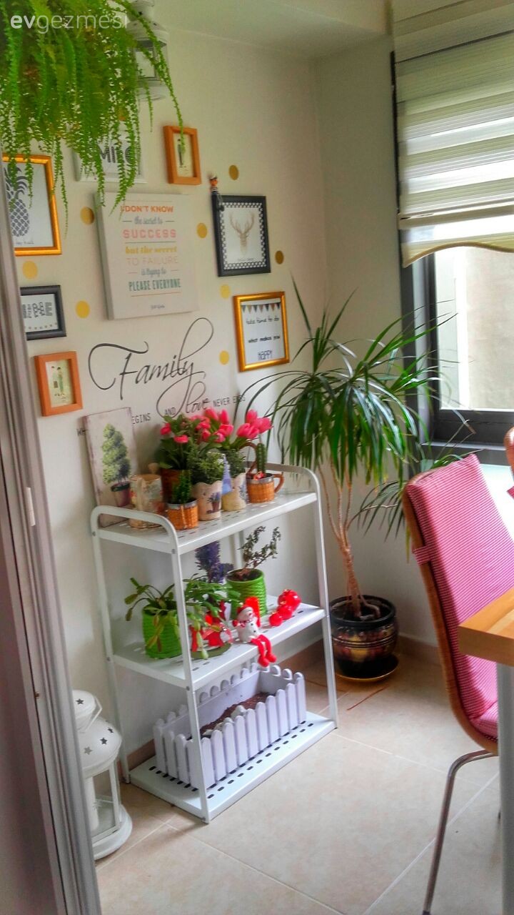 Burcu hanımın doğal ve sıcak bir havası olan, harika evi..