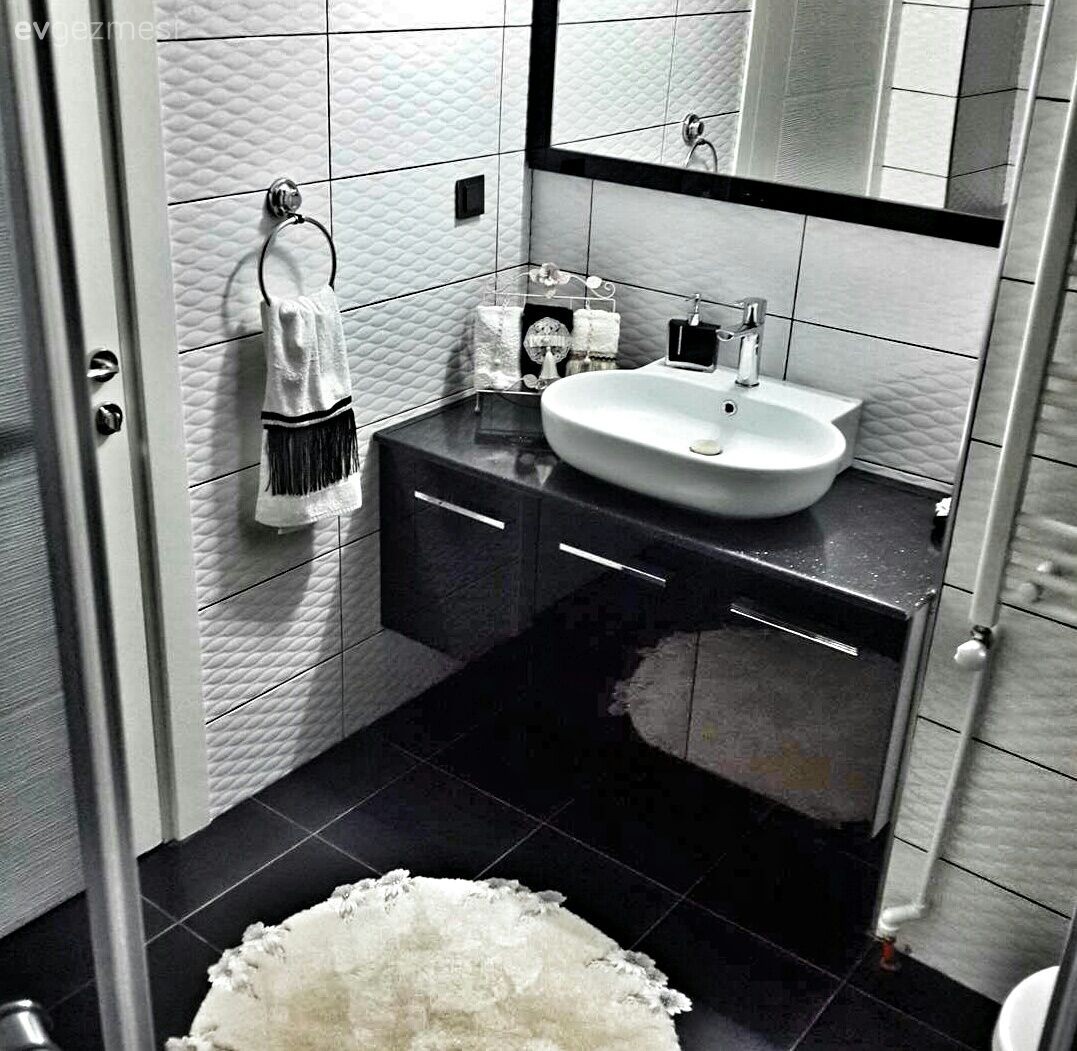 Banyo, Siyah, Siyah- Beyaz