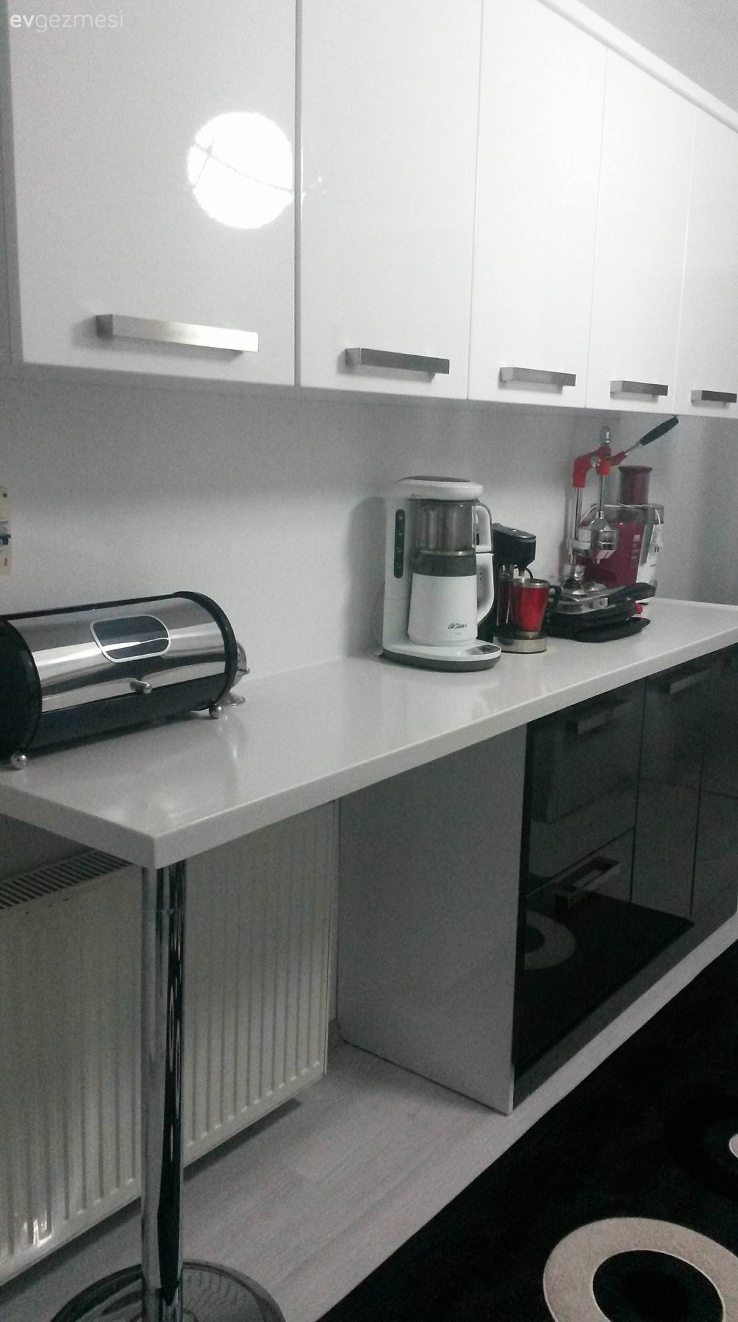 Yıpranmış bir evin tadilat öncesi ve sonrasından ilham veren fotolar..