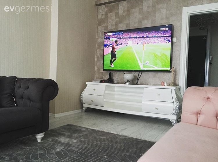 Oturma Odası, Tv ünitesi