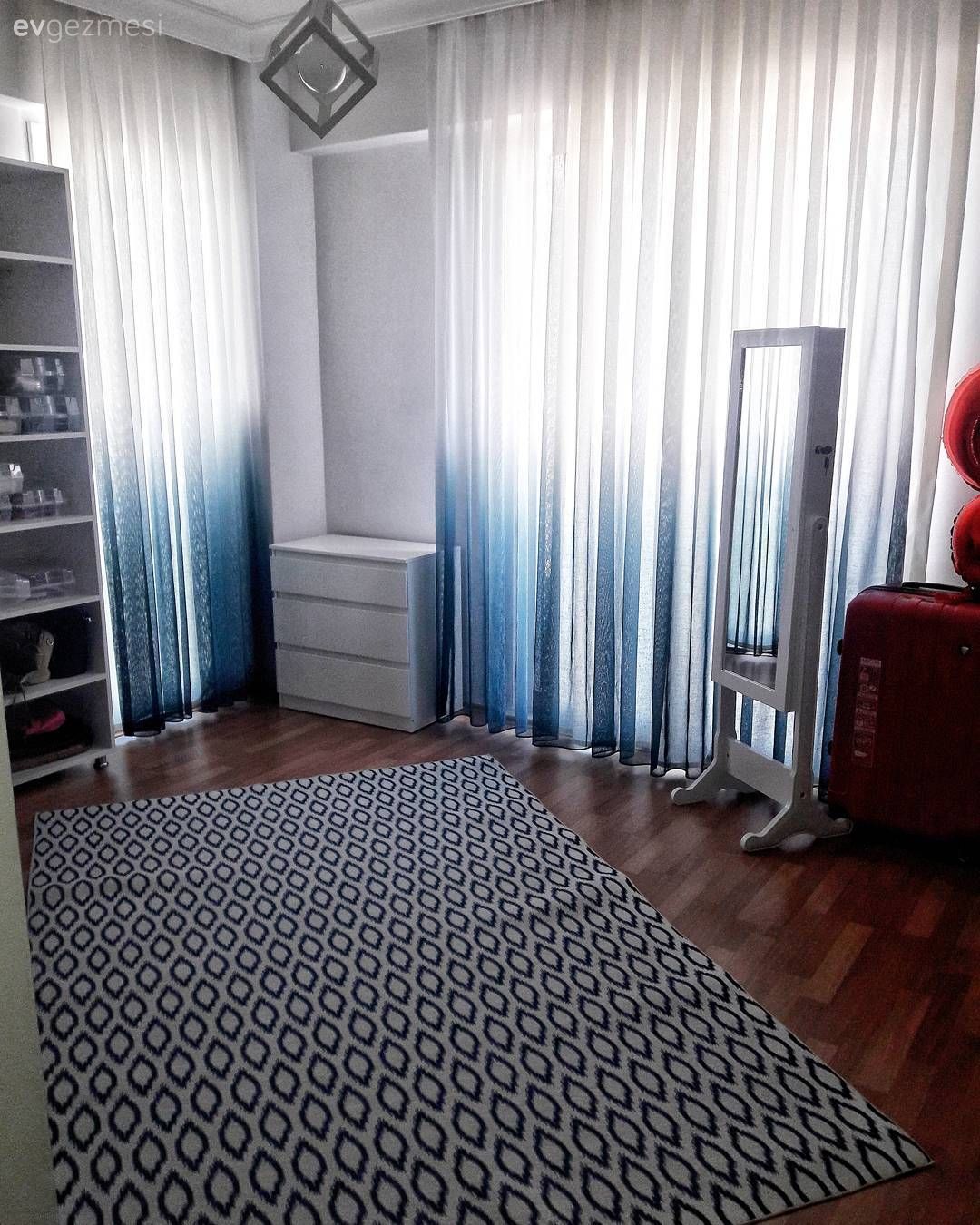 Doğal malzemeler, sonbahar tadında renkler. Sıcak ve neşeli bir ev.