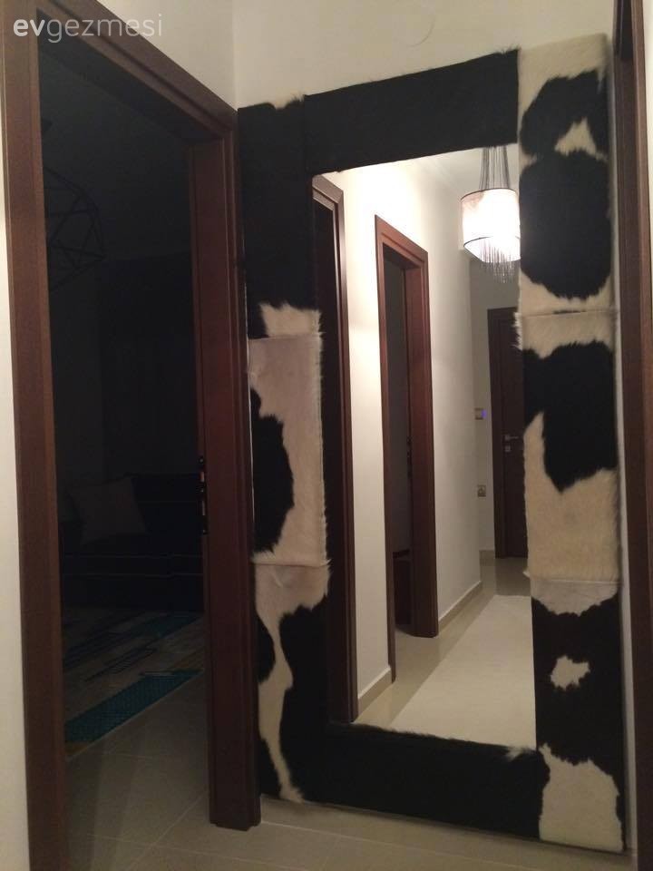 Her köşesinde ahşabın sıcaklığının olduğu modern ve konforlu bir ev.. 