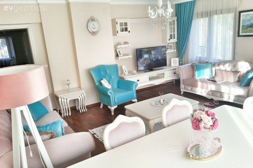 Gülşah hanımın kır evi (country) stilde cıvıl cıvıl evi..