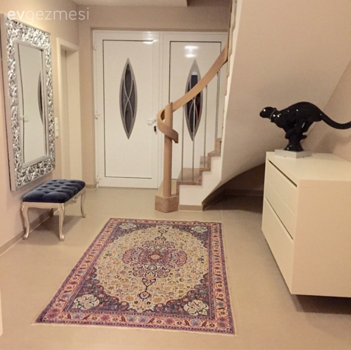  Feyza Hanım'ın göz alıcı bir sadeliğe sahip dekoru..