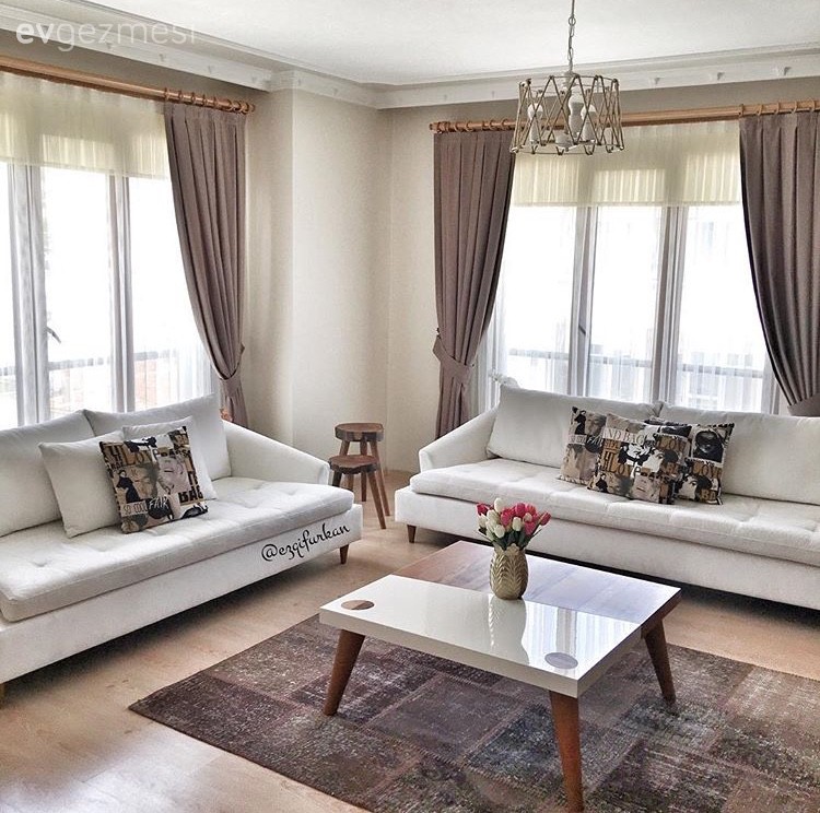 Avize, Fon perde, Halı, Kahverengi, Orta sehpa, Perde, Salon, Aydınlatma