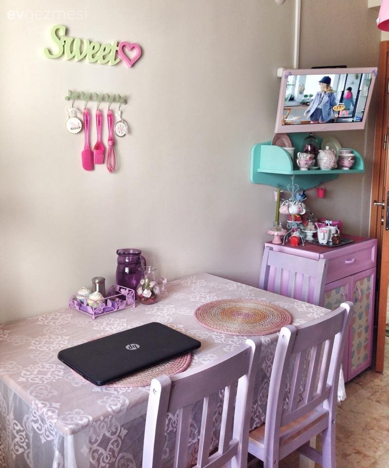 El emeği objelerle Gözde hanımın cıvıl cıvıl evi..