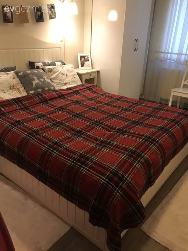 Kırmızı, Yatak Odası, Yatak örtüsü