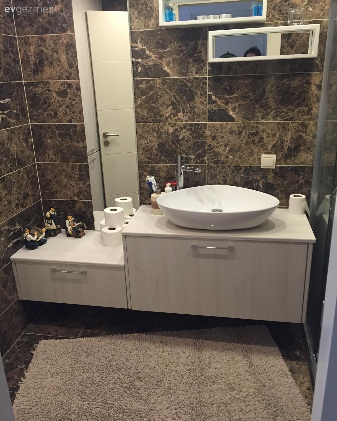 Bu Loft Daire Endüstriyel Mobilyalarla Kendini Bulmuş!