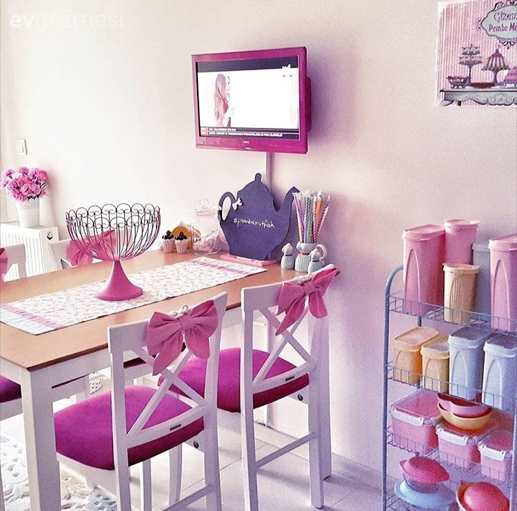 Dekoratif Objeler, Mutfak, Mutfak aksesuarları, Mutfak masası, Pembe