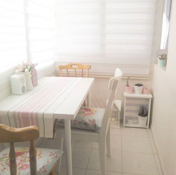 Bilgen hanımın pastel tonlarla, zarif ve iç açıcı mutfağı..