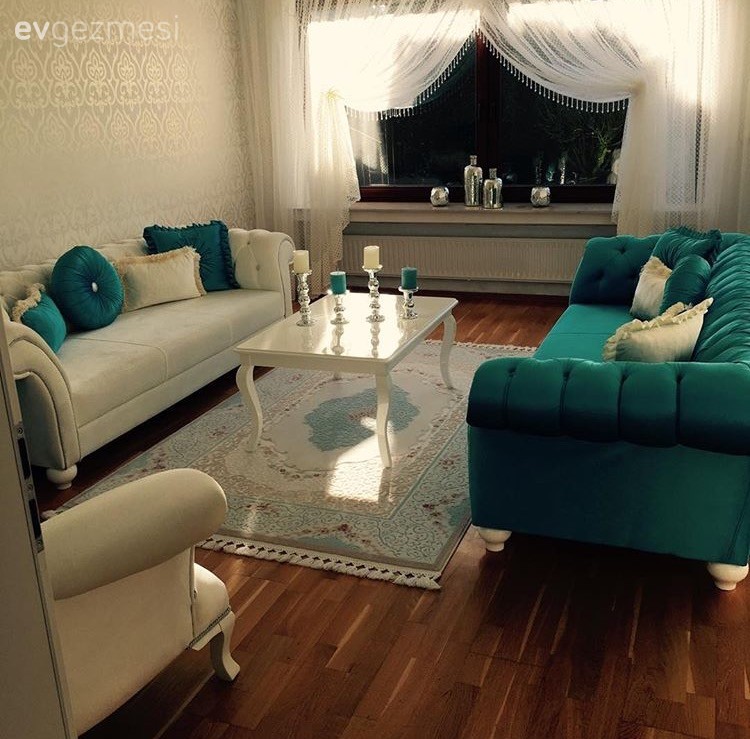 Berjer, Chesterfield, Halı, Orta sehpa, Perde, Yeşil