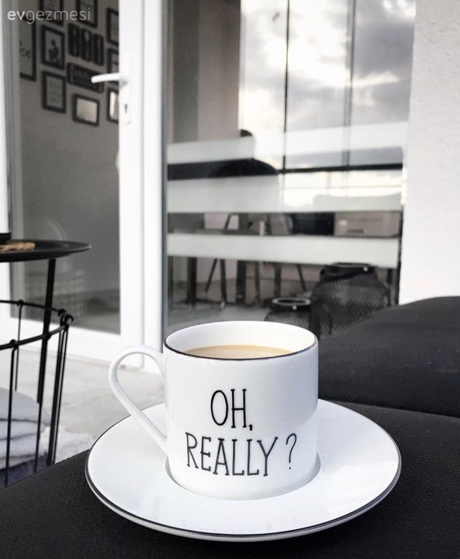 Balkon, Kahve sunumu