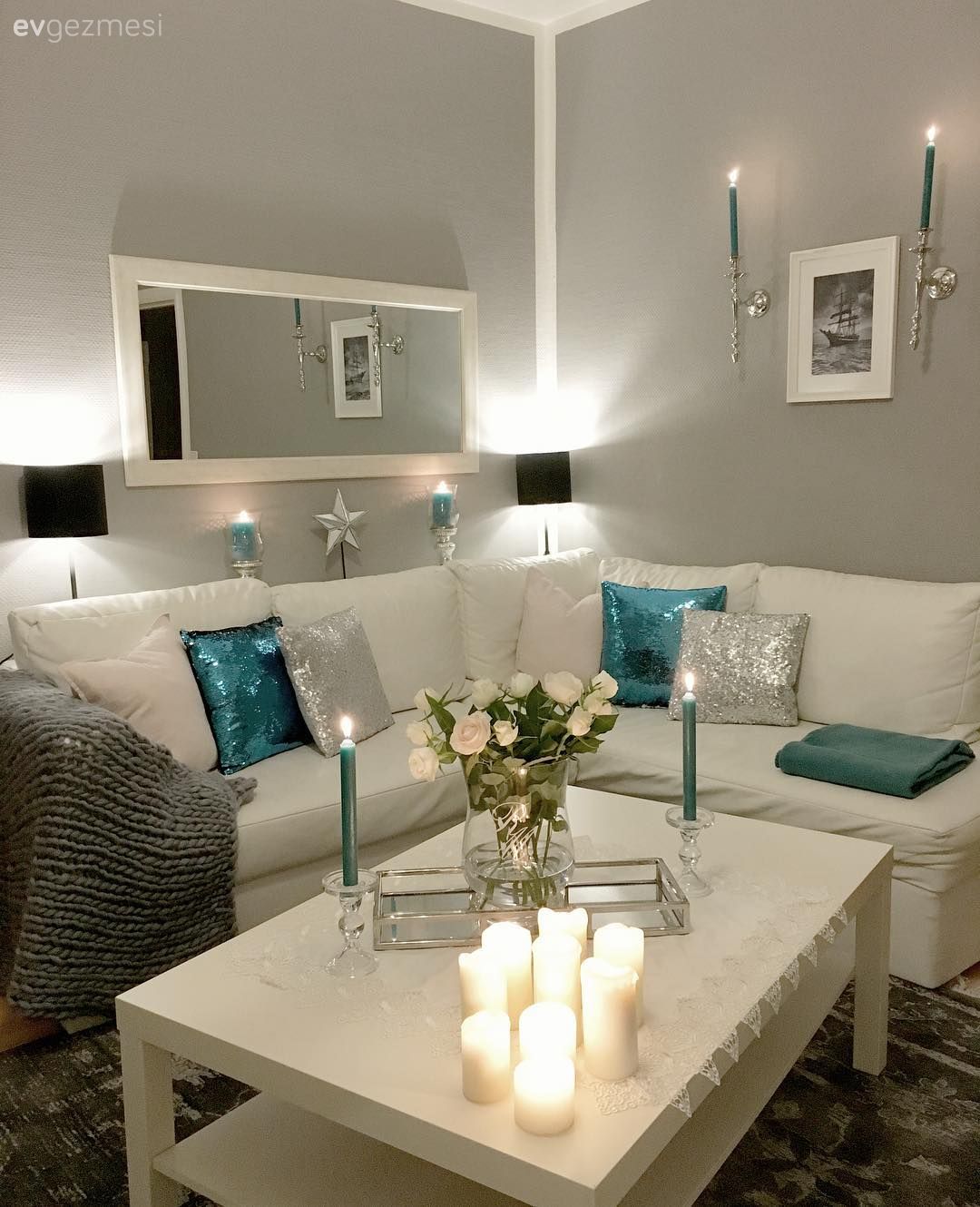 Salon, Köşe koltuk, Orta sehpa, Mavi, Ayna, Abajur, Kırlent