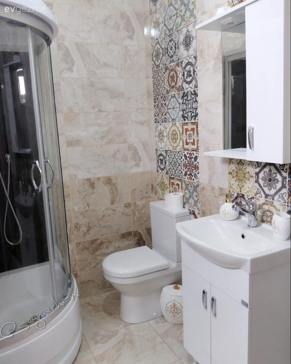 Huzurlu ve sıcak renkler, abartıdan uzak bir dekor..