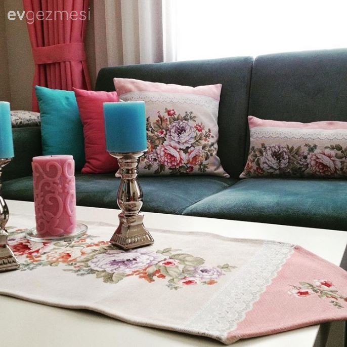 Mavi, Mum, Oturma Odası, Pembe, Sehpa