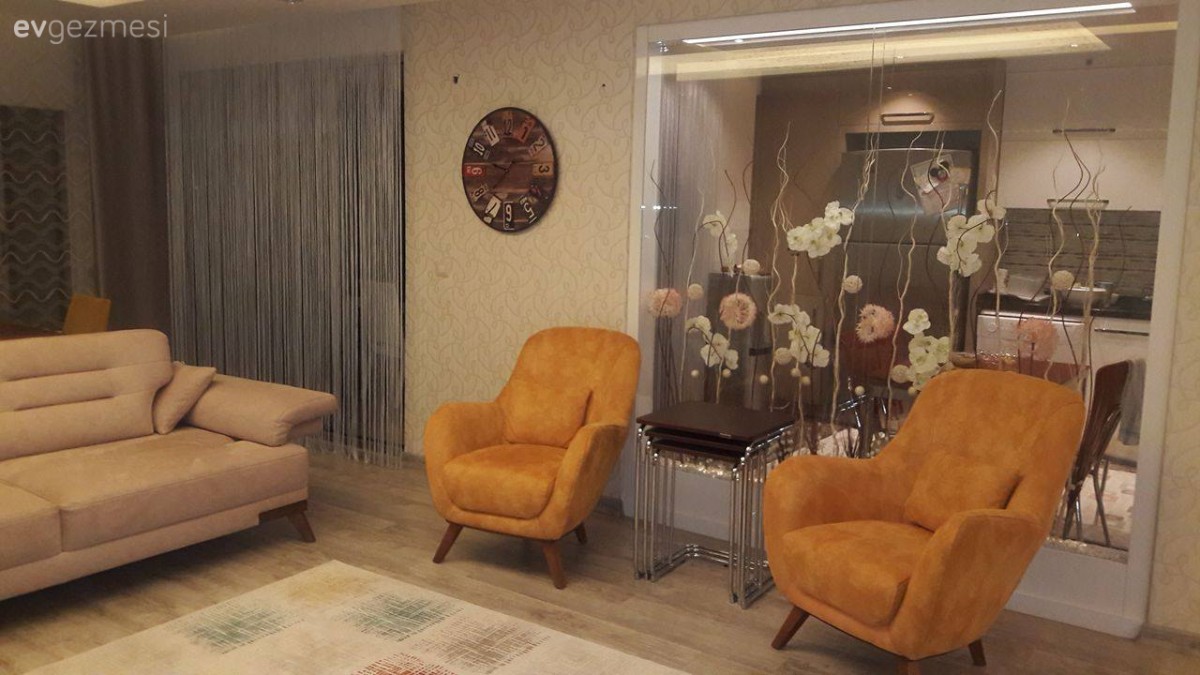 Berjer, Duvar saati, Salon, Sarı