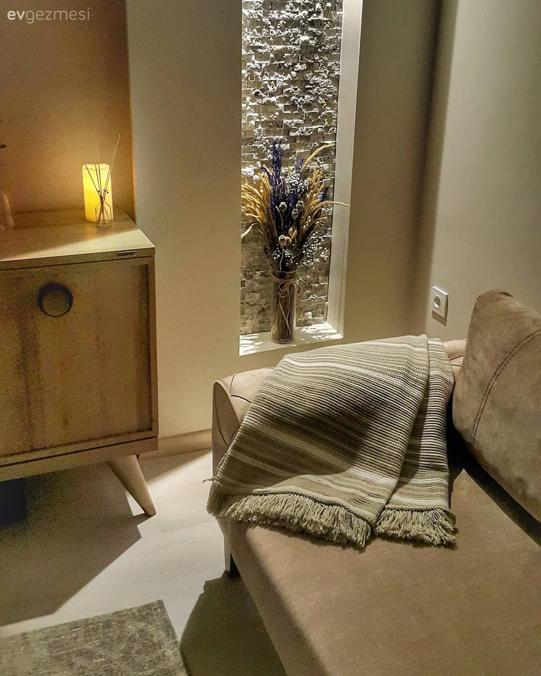 Salon, Koltuk örtüsü, Krem, Duvar Nişleri, Taş duvar