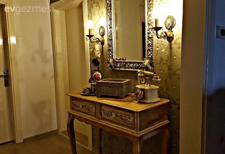 Emine hanımın nostaljik bir ruhu olan evi..
