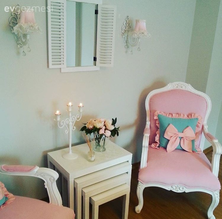 Berjer, Duvar dekorasyonu, Pembe, Salon, Sehpa