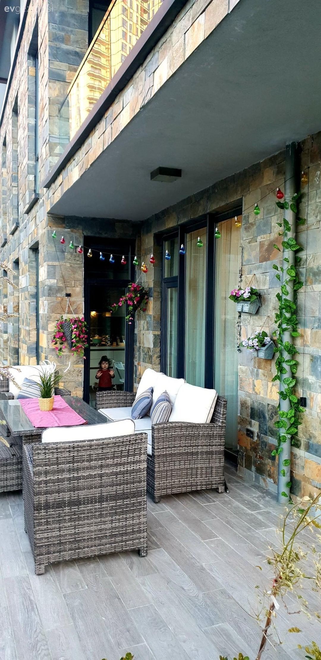 Bu Dekorun Serin Renkleri Eve Taze Soluk Katmış!