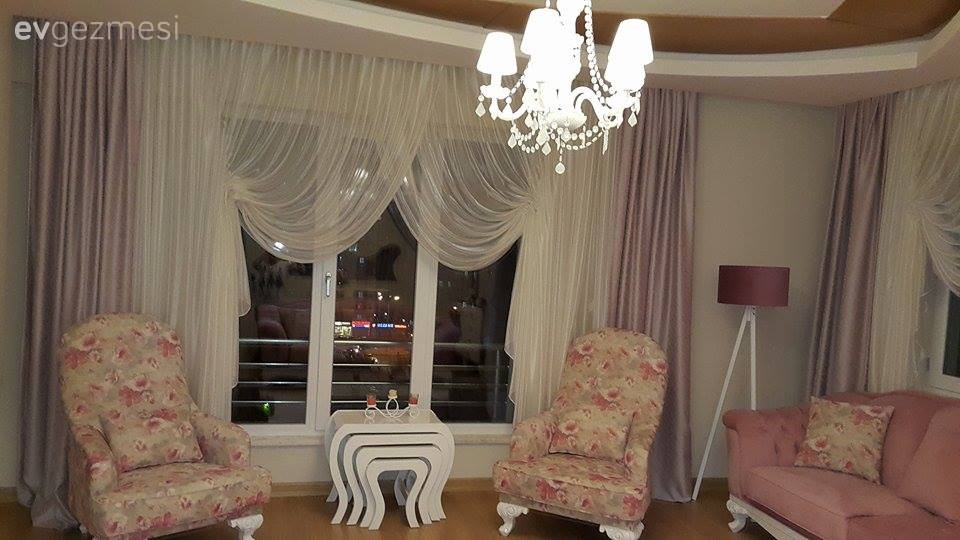 Berjer, Pembe, Perde, Salon, Sehpa