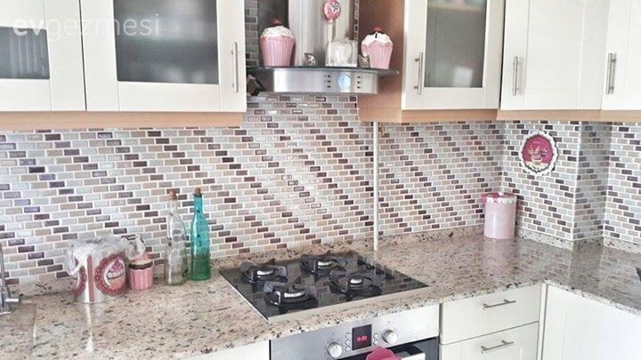 Meryem hanım pastel tonlardaki genç ve dinamik evi