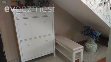 Nilgün hanımın her köşesini değerlendirdiği klasik stil evi..