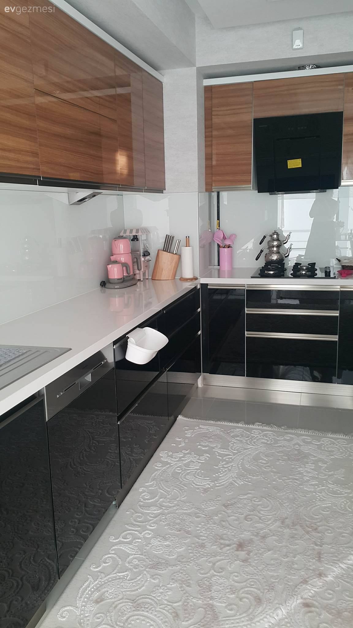 Stil sahibi ve göz alıcı. Gülsevim hanımın evinden..