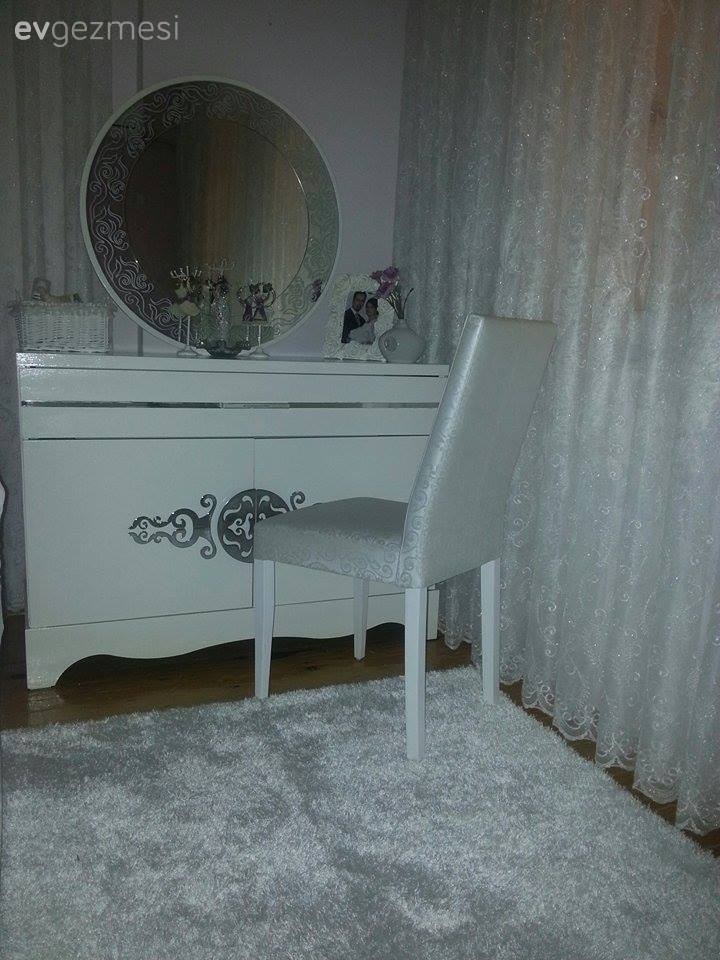 Mobilya boyama, Yatak Odası