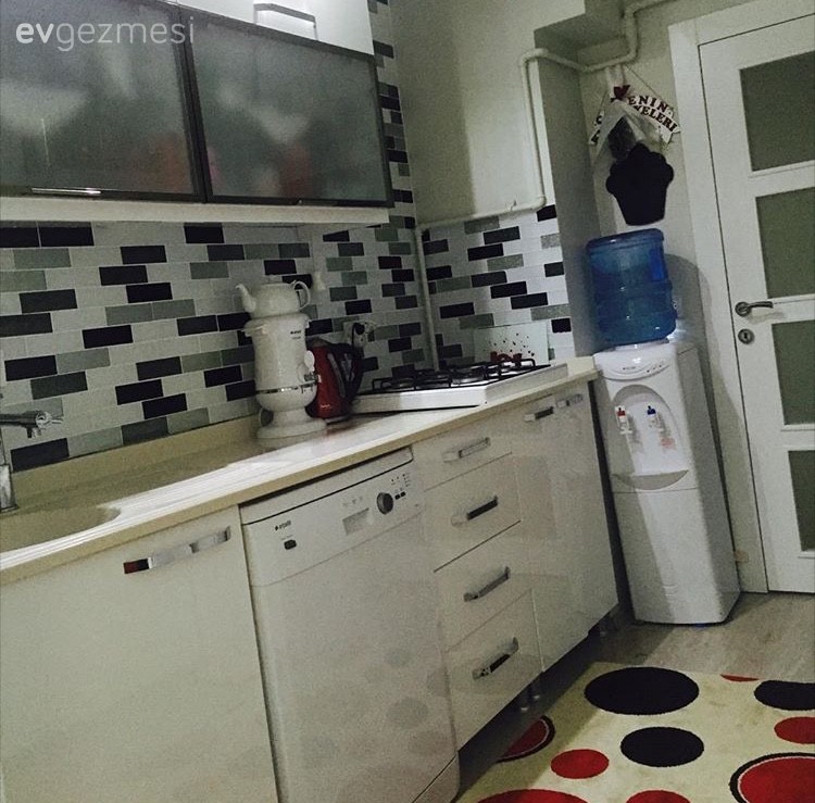 Ceren hanımın tamamı tadilat geçiren evinden öncesi/sonrası kareler..