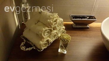 Gülin hanımın nostaljik stili öne çıkaran zarif ve şık evi..