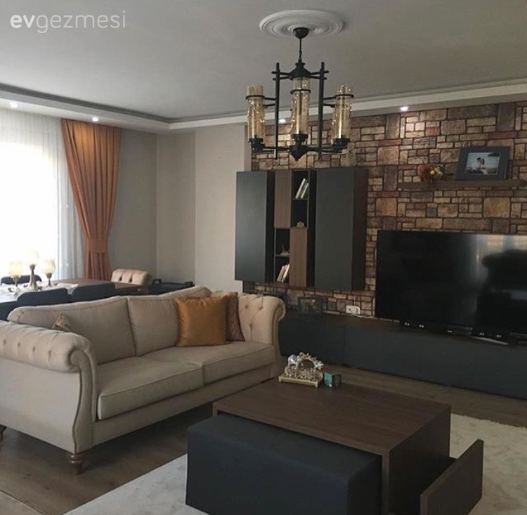 Sıcak renklerde, stil sahibi ve şık.. Seçil hanımın keyifli evi..