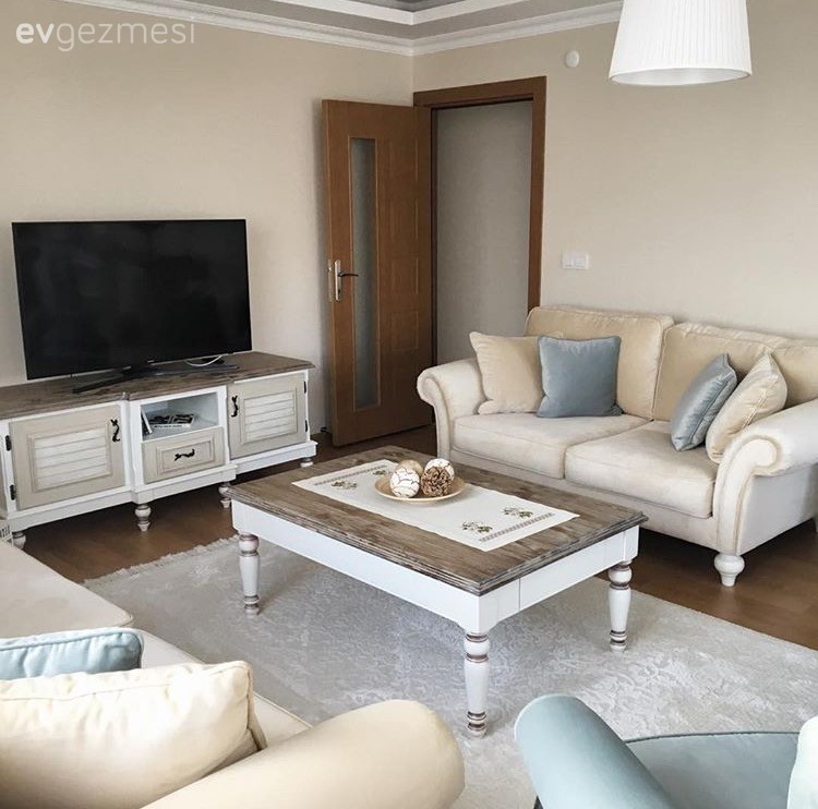 Ahşap Mobilya, Halı, Krem, Mavi, Orta sehpa, Salon, Tv ünitesi