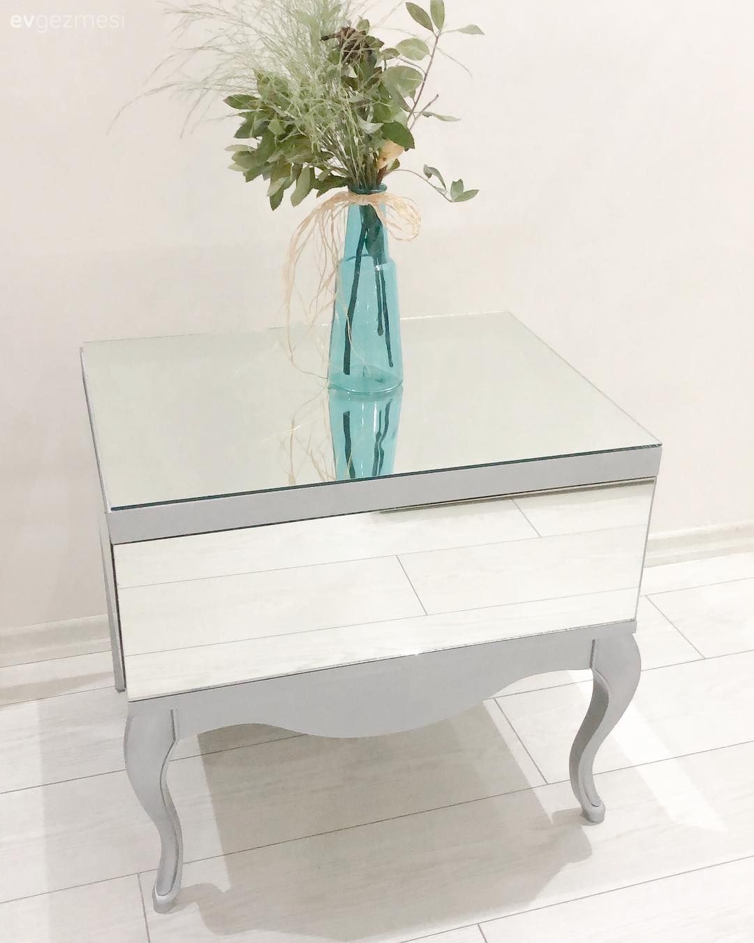 Ayna, Aynalı mobilya