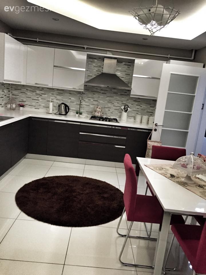 Halı, Kırmızı, Mutfak