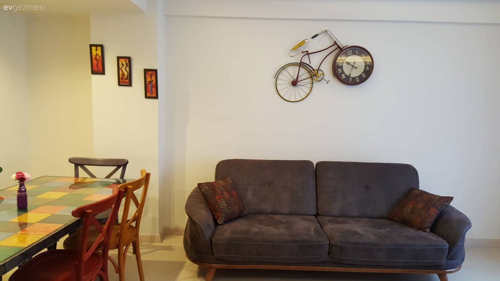 Salon, Kahverengi, Duvar saati, Bisiklet dekoru