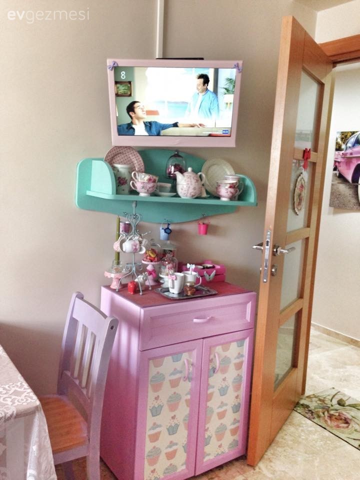 El emeği objelerle Gözde hanımın cıvıl cıvıl evi..