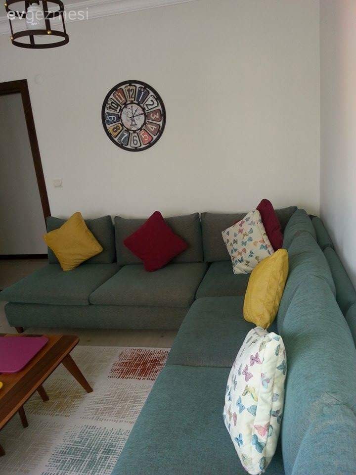 Dilek hanımın sade ve zarif evinden kareler..